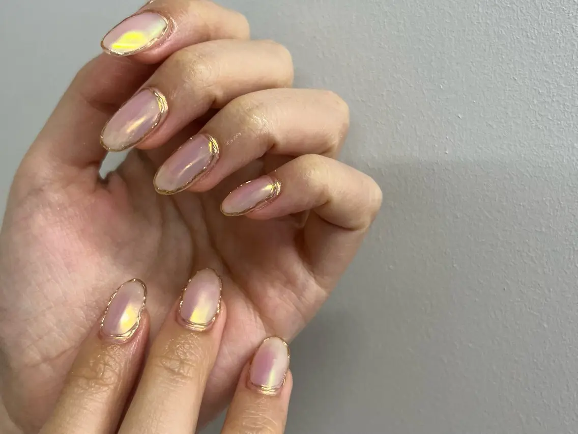 ネイル アートネイル ミラーネイル rina ニュアンス♡ワンホンのネイルデザイン