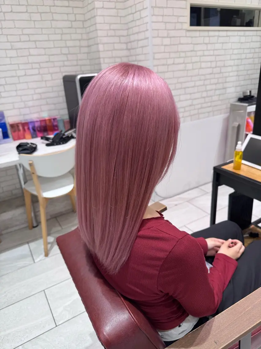 セミロング カラー ベージュカラー ブリーチ ピンクカラー ピンクベージュ ヘアカラー ✨カラーの悩み 解決✨斎藤相慶のヘアスタイル
