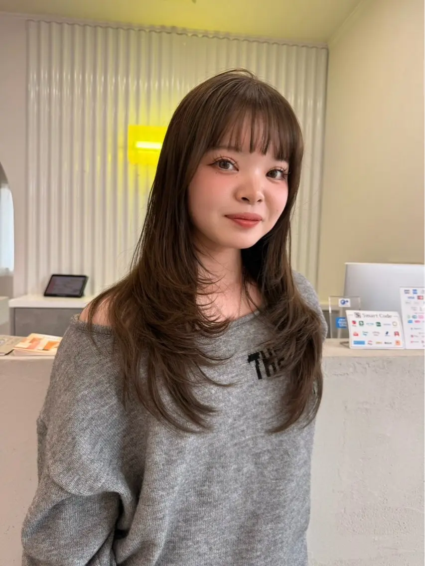ロング ヘアカラー 澤石 陸舞のヘアスタイル