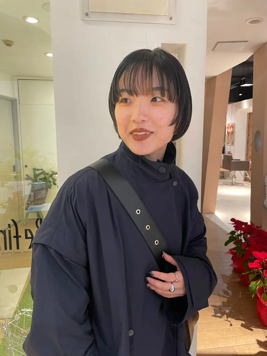 ショート ボブレイヤー ボブ 顔まわりレイヤー レイヤーカット カット ヘアカラー トリートメント 林 季香のヘアスタイル