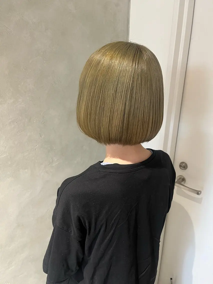 カラー 🧸秋田 百菜🧸のヘアスタイル