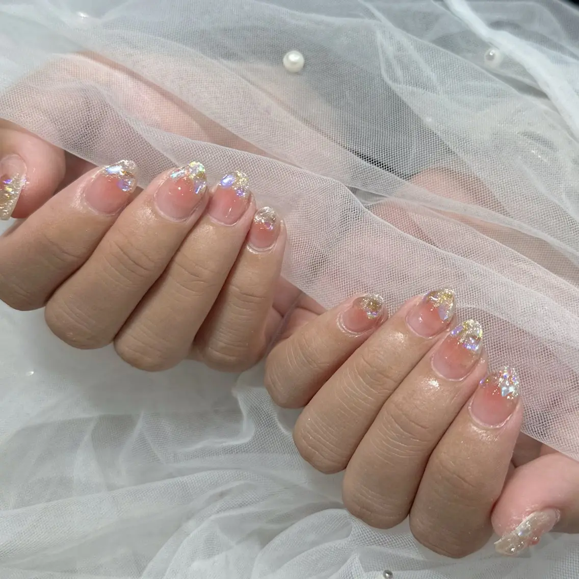 ネイル ハンドネイル フットネイル LAVISH nanamiのネイルデザイン