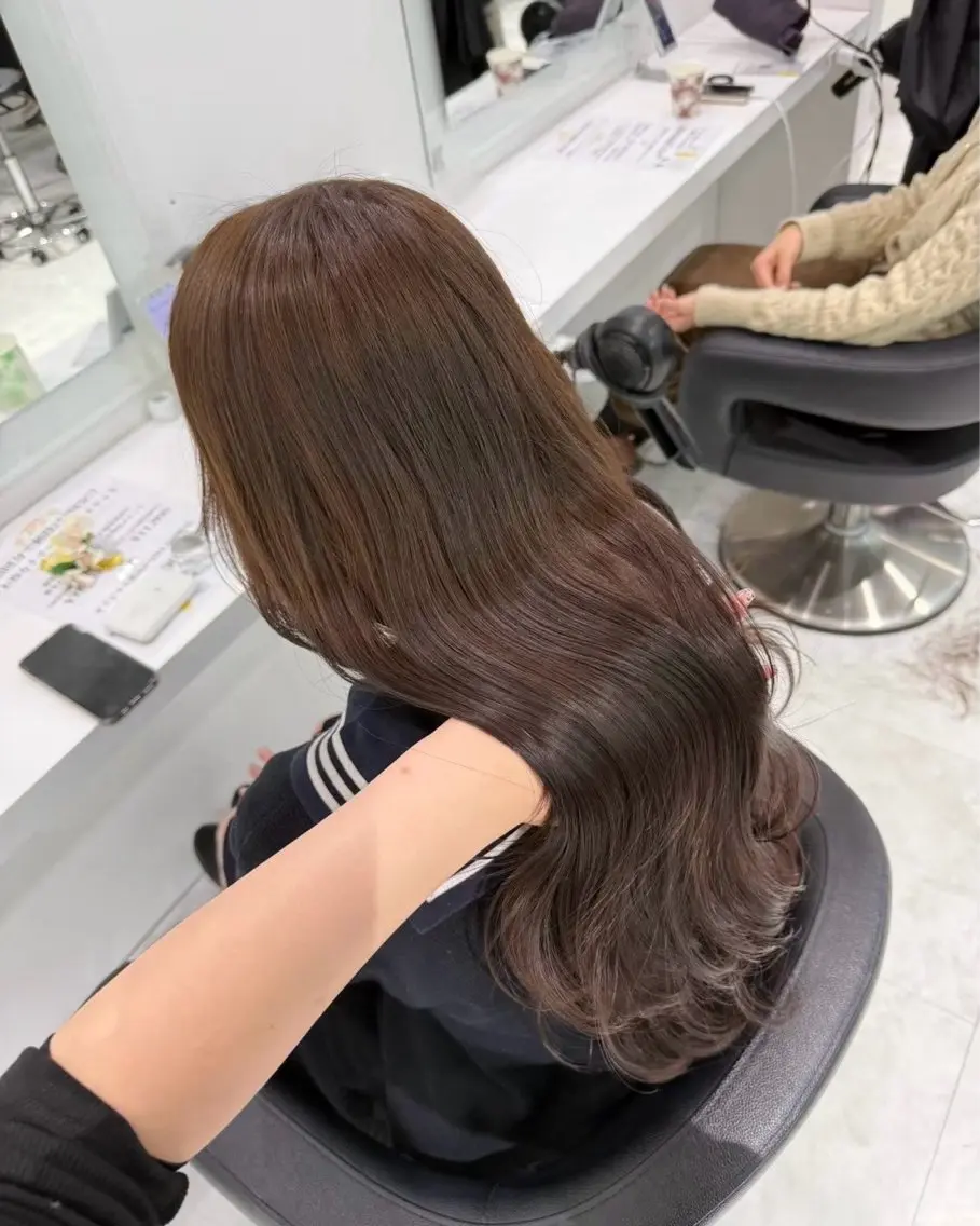 カラー カット ヘアカラー トリートメント 🤍似合わせカラー himi🤍のヘアスタイル