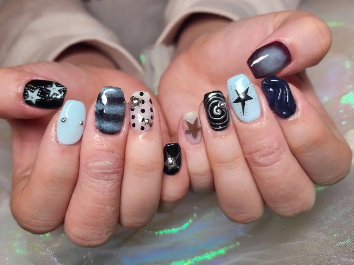 ネイル ハンドネイル 💜bora .のネイルデザイン