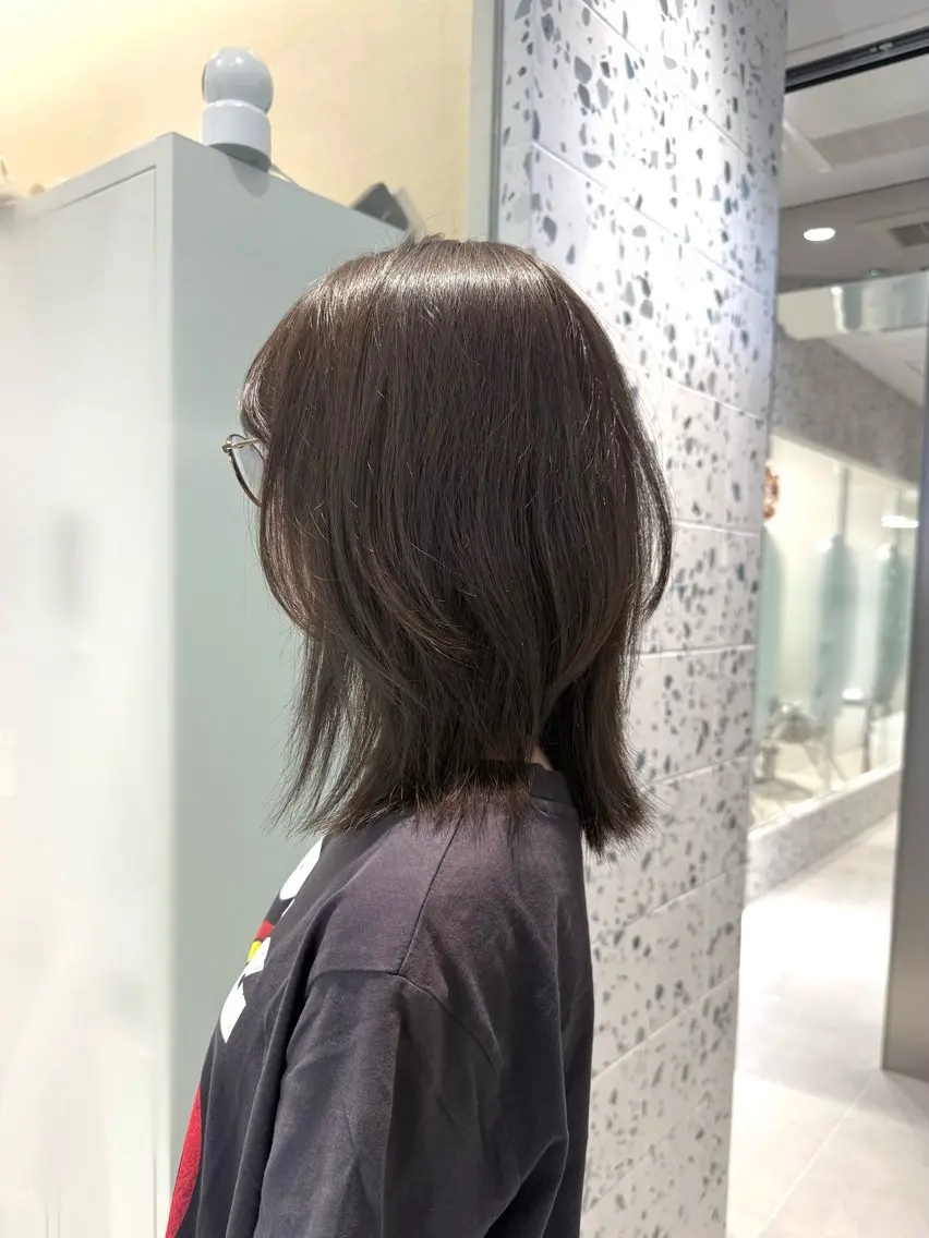 ミディアム カラー ブリーチ グレージュ ブリーチなしカラー 髪質改善 ヘアカラー トリートメント 矢野 晃平のヘアスタイル