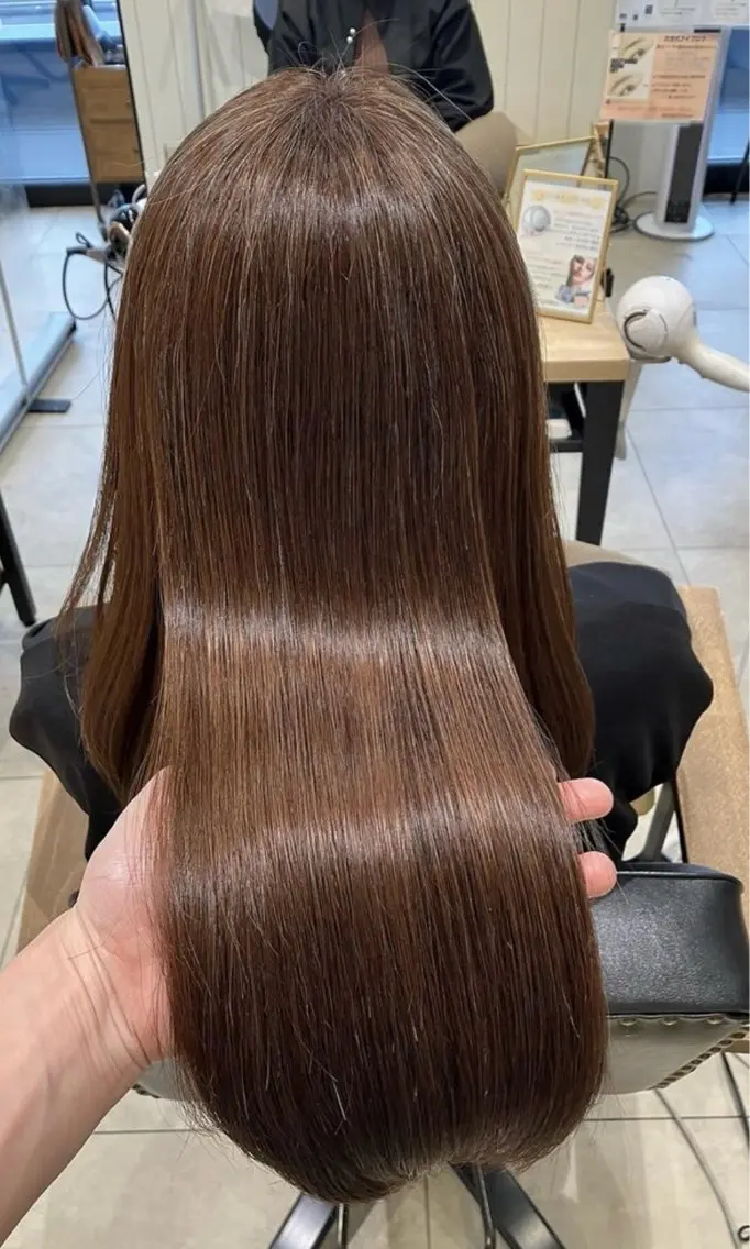 ロング カラー カット ヘアカラー トリートメント ストレート⭐️ 髪質改善カラー⭐️のヘアスタイル