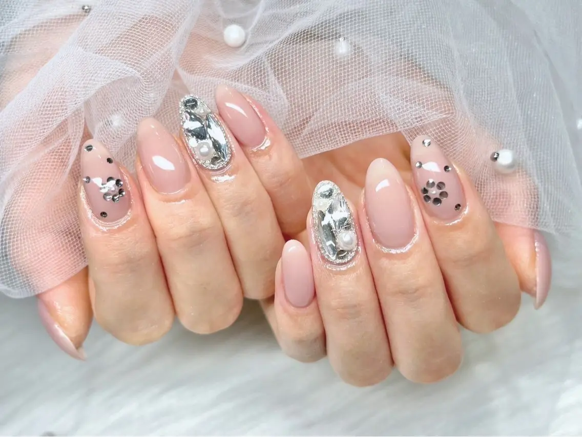 🎀4月末まで限定🎀¥8800→¥8000 【人気No.3🤍デザイン4本コース】※オフなしの写真