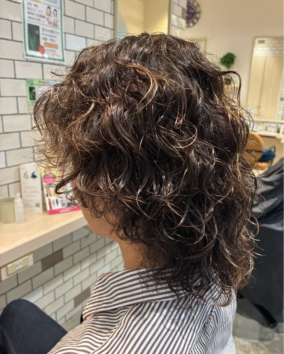 ミディアム パーマ メンズ ミディアムパーマ メンズパーマ 山室 穂夏のヘアスタイル
