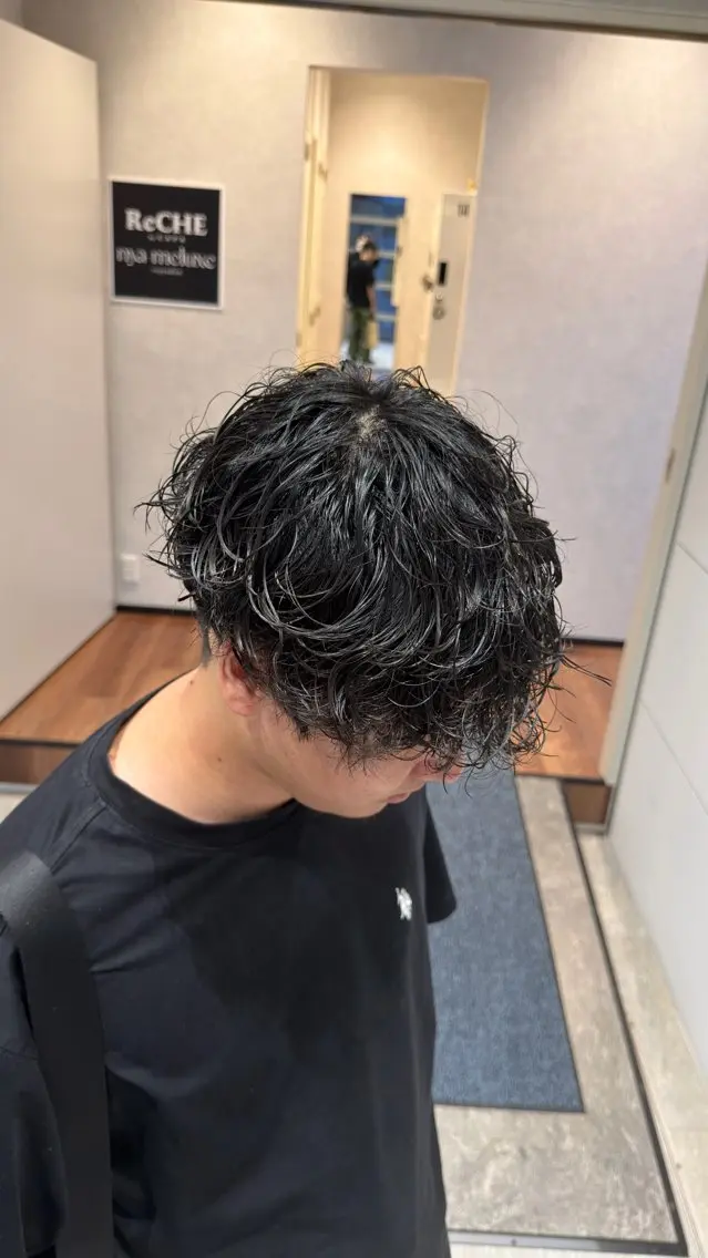 セミロング メンズ パーマ メンズハイライト 💫TAISEI💫のヘアスタイル