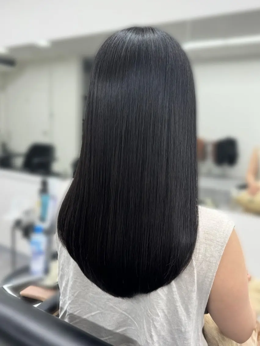 セミロング 髪質改善 トリートメント 酸熱トリートメント 髪質改善メニュー 長井 美佐子のヘアスタイル