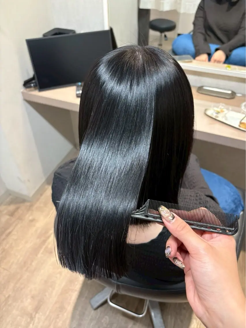 ロング ANDIAMO 栄 栞名のヘアスタイル