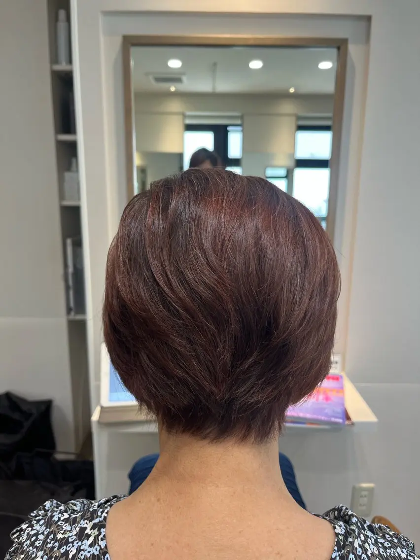 ショート 小鴨 美佳のヘアスタイル