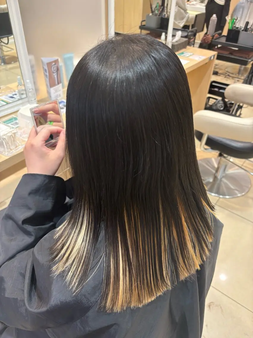 セミロング パーマ ヘアアレンジ 縮毛矯正 ミドウチ アヤカのヘアスタイル