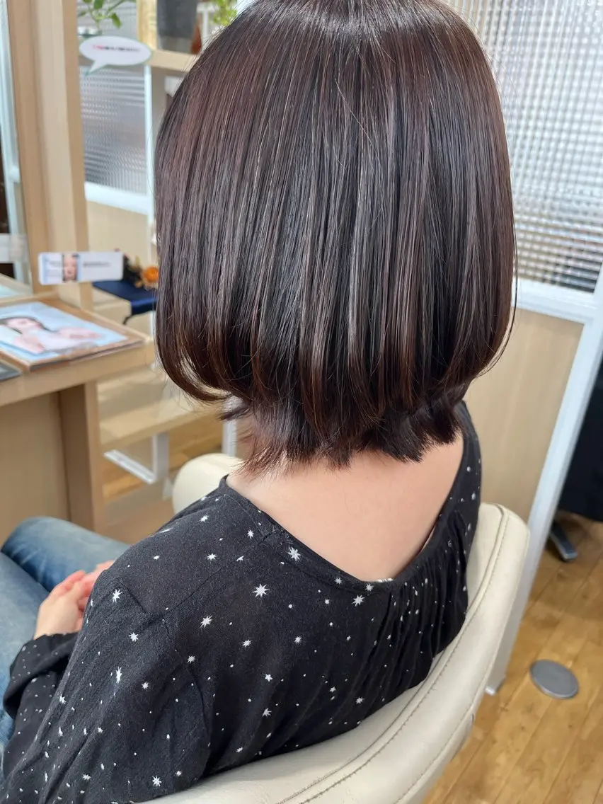 セミロング カラー 鈴木 結のヘアスタイル