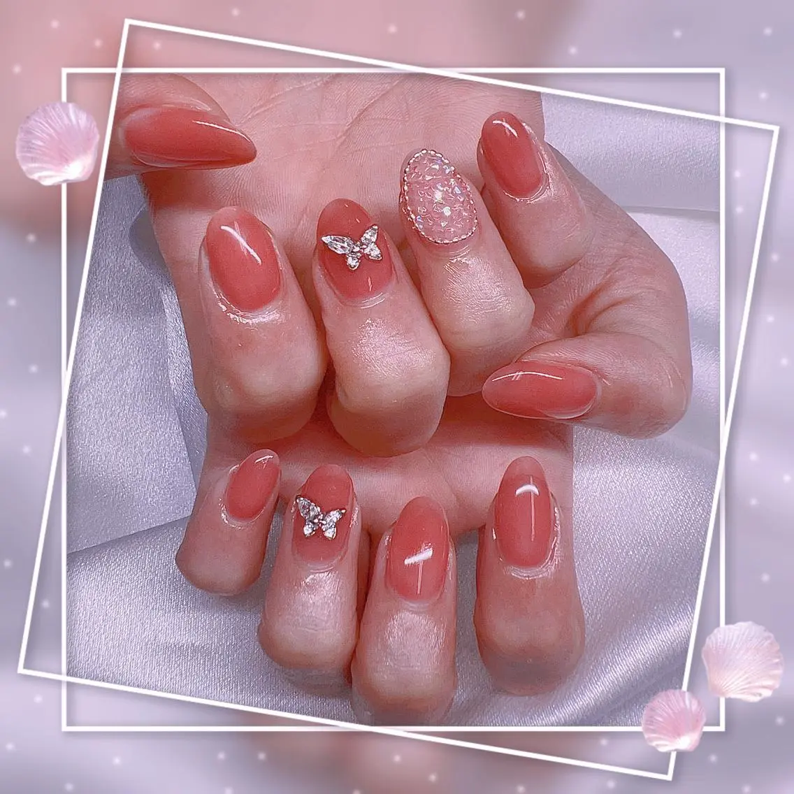 ネイル フレンチネイル キラキラネイル 韓国ネイル マグネットネイル マグネットフレンチ Chill Nailsalonのネイルデザイン