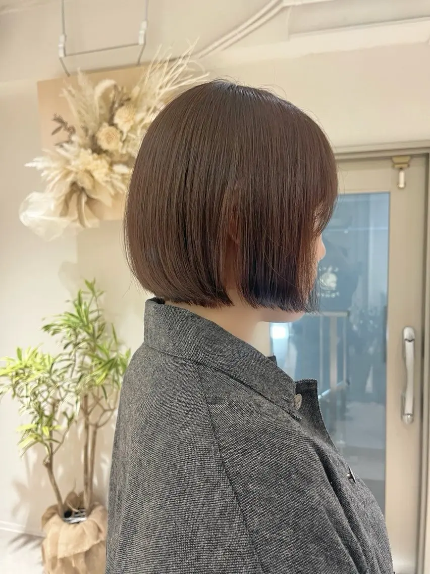 ショート カラー ボブ KANO🌷 艶カラーのヘアスタイル
