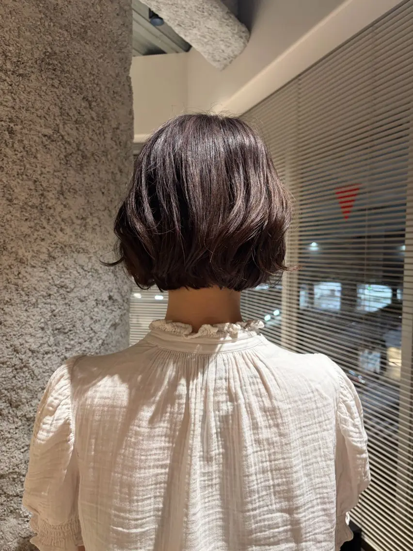 カラー 髙子 理央のヘアスタイル
