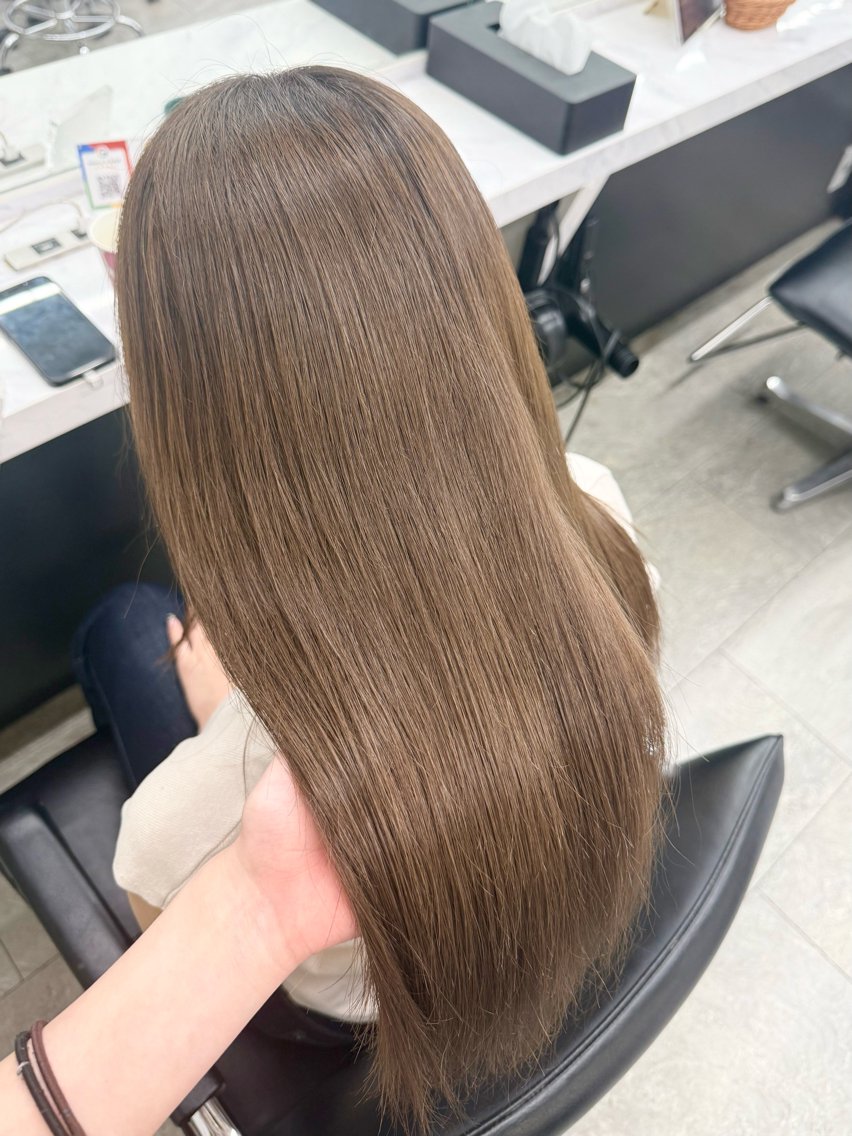 ロング カラー ヘアカラー 🩶ハイトーン × プルエク🩶MIWAのヘアスタイル