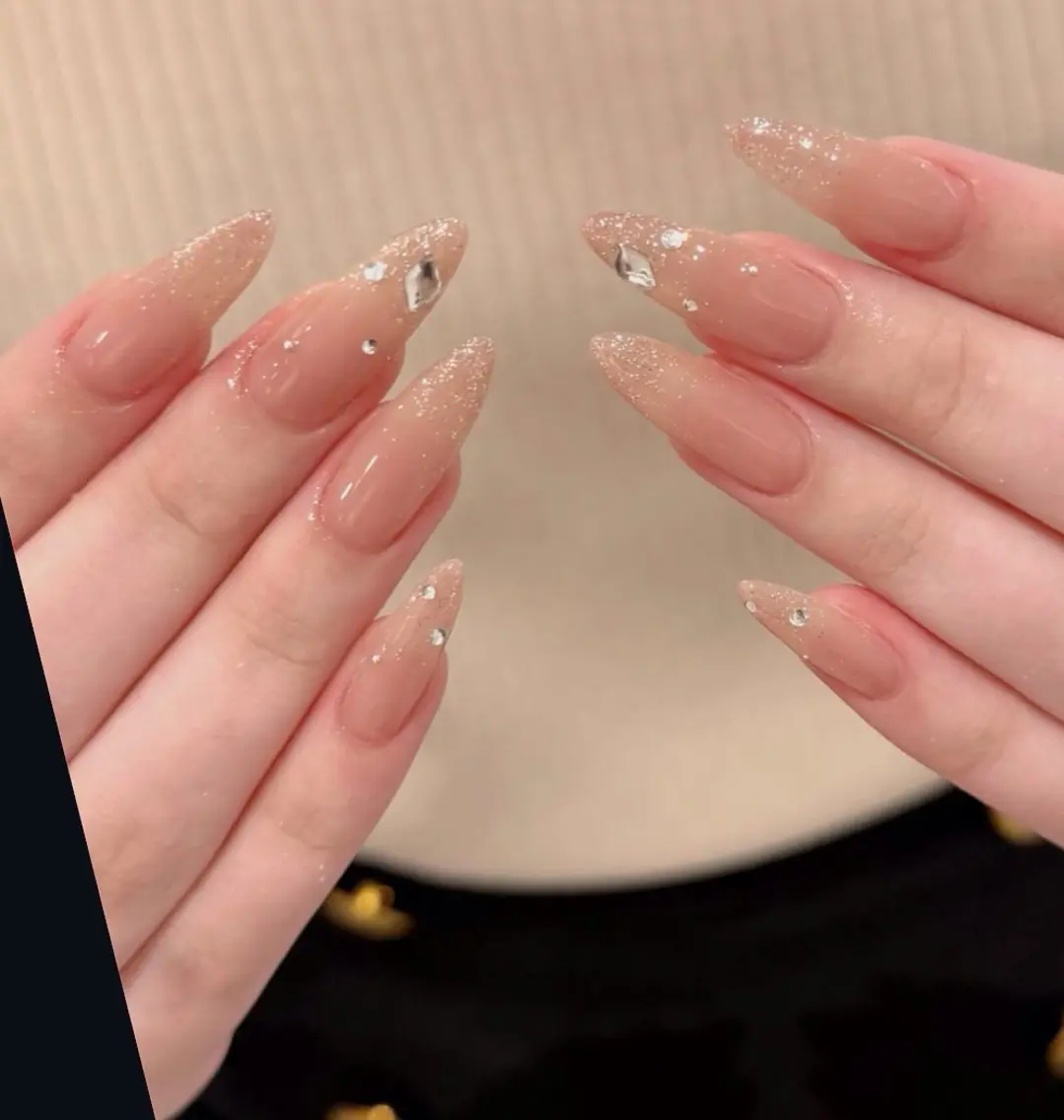 ネイル YumiNail 長さだし&ハンドケアのネイルデザイン