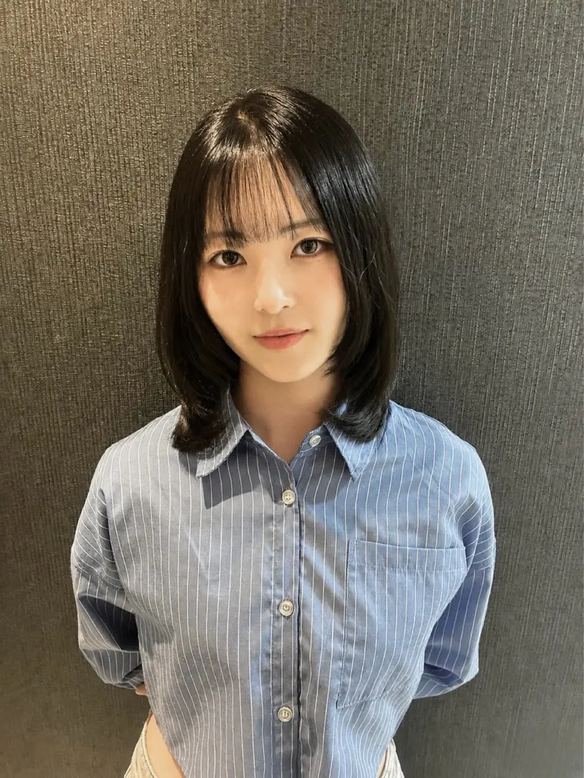 ミディアム レイヤーカット カット ヘアカラー トリートメント ミルクティーベージュ 暖色カラー/池田麻帆のヘアスタイル