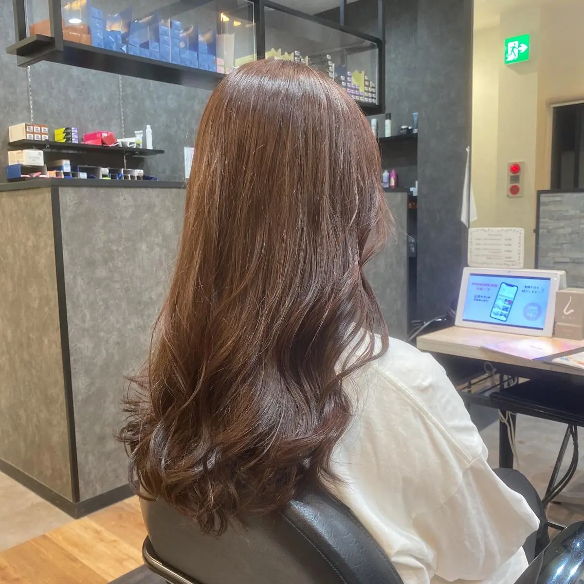 ロング 韓国風ヘア カット ヘアカラー トリートメント 矢部 萌深のヘアスタイル