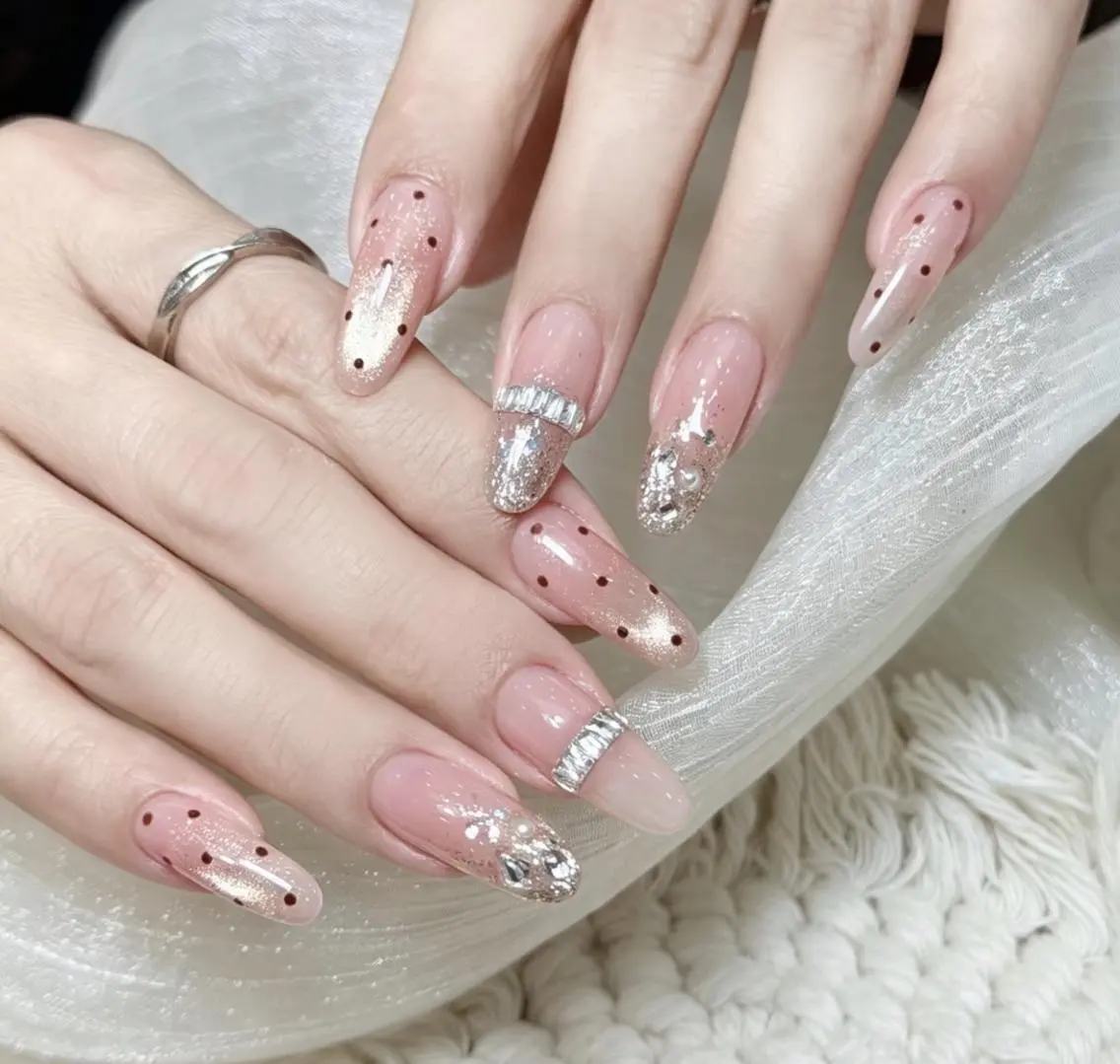 ネイル ハンドネイル エリ🫧 nail池袋東口のネイルデザイン
