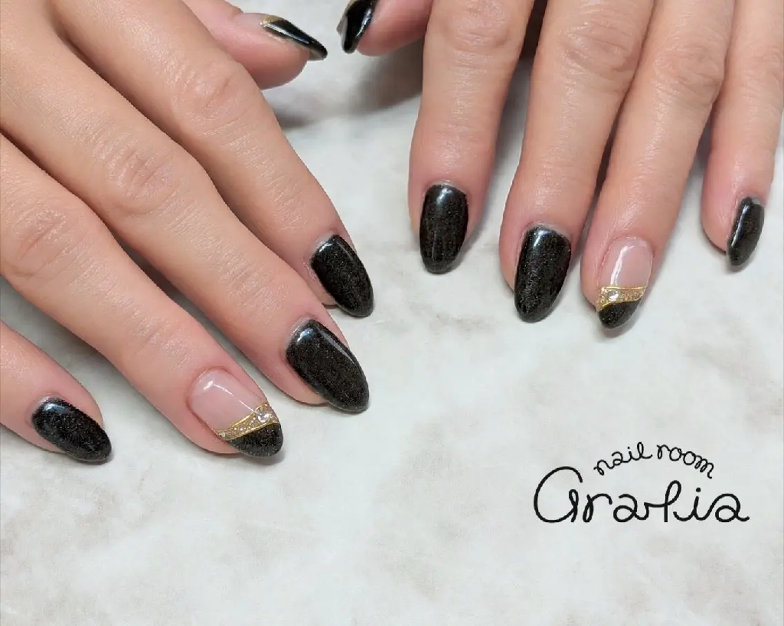 ネイル nail room gratia のネイルデザイン