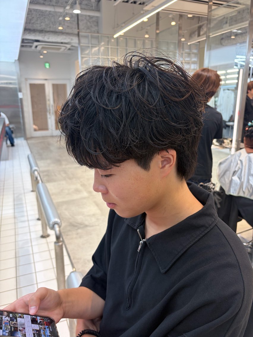 パーマ メンズ カット パーマ トリートメント fifth深山 洋夢のヘアスタイル