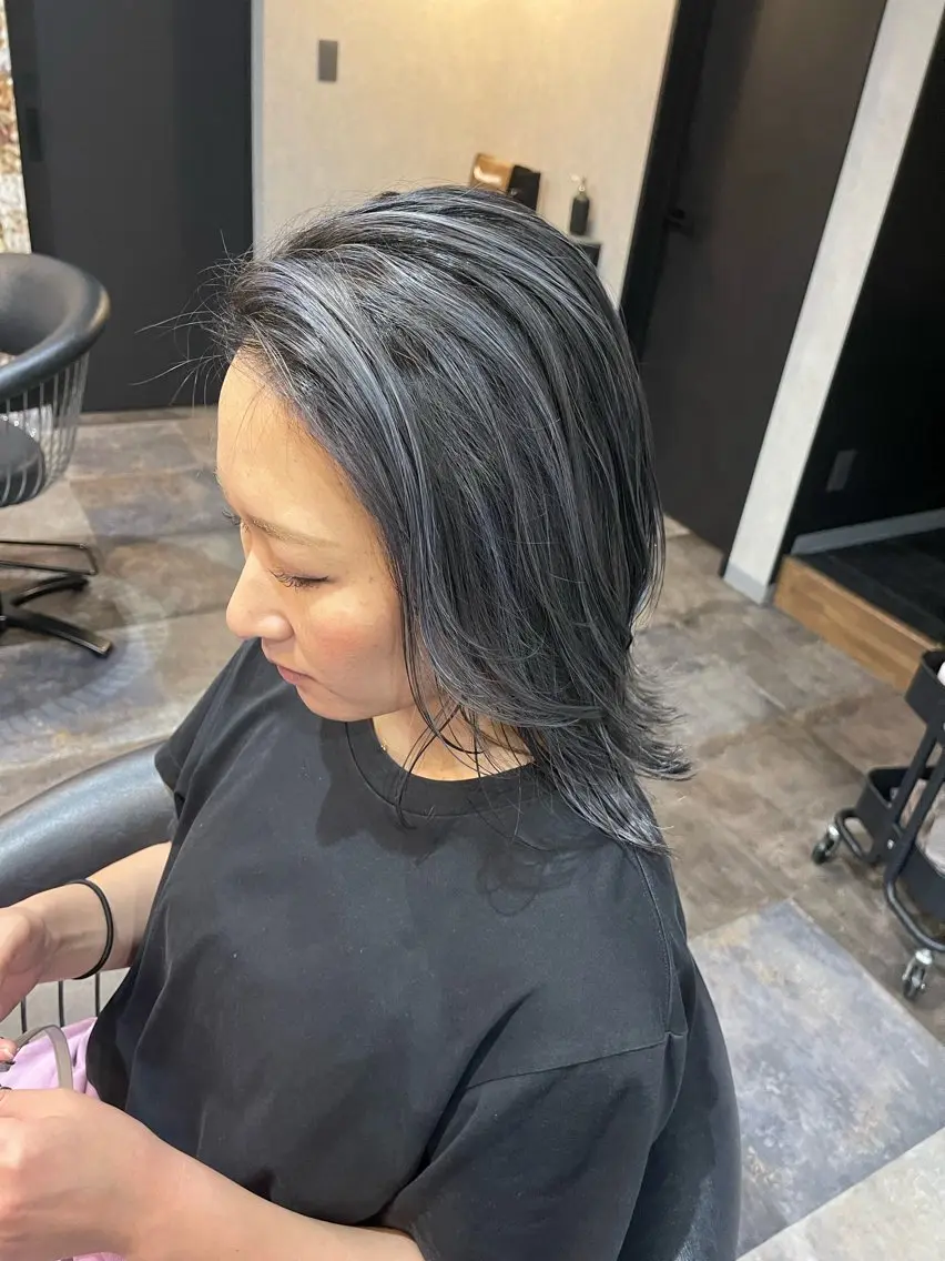 ミディアム カラー ハイライトカラー ハイライト Felice Erikaのヘアスタイル