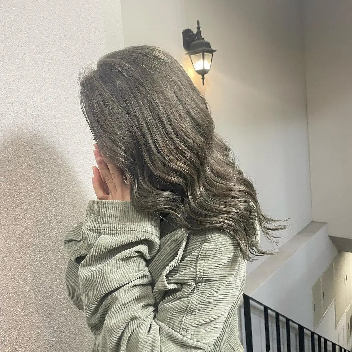 ショート カラー メンズ メンズブリーチ メンズハイトーン ベージュカラー ブリーチ 透明感カラー 🩷Eny terrace🩷のヘアスタイル