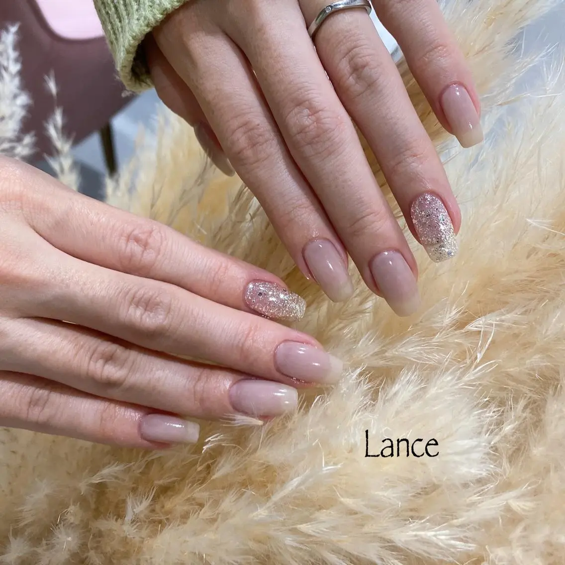 セミロング ハンドネイル Lance nailのネイルデザイン