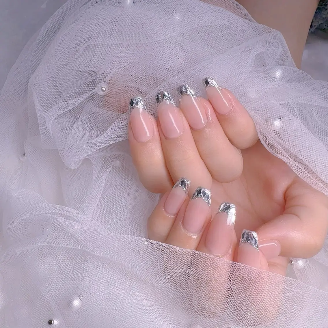 ネイル UMI ネイルサロン新宿🎀のネイルデザイン