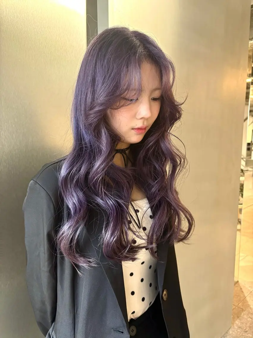 ロング カラー ハイトーンカラー Fev YUZUのヘアスタイル