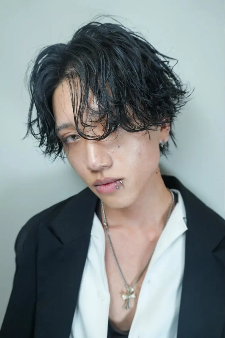 パーマ メンズ メンズパーマ 波巻きパーマ メンズヘア Hikaruのヘアスタイル