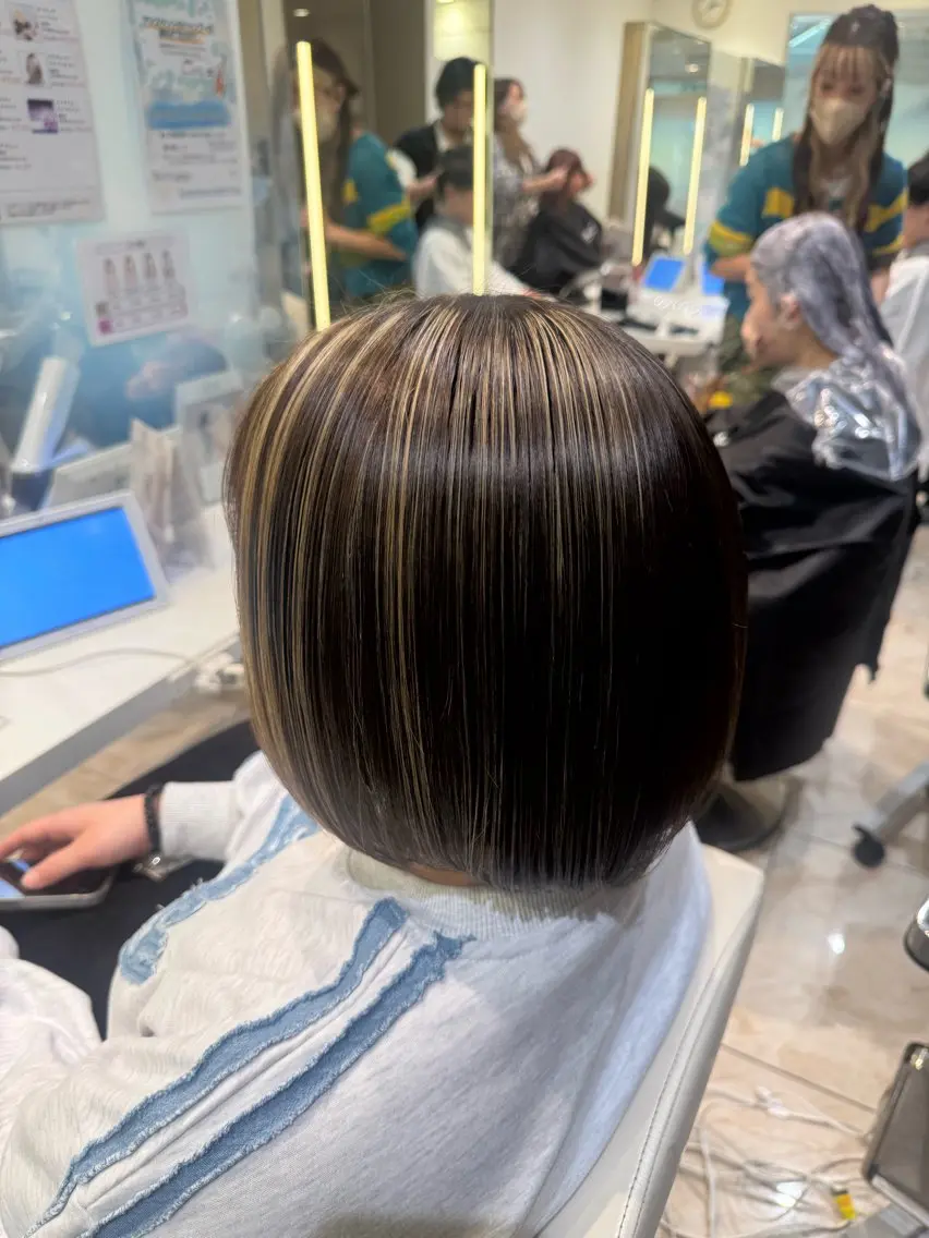 ショート カラー ハイライトカラー 外国人風カラー ハイライト kureha𓈒𓋜 ANNETTA🐣‪のヘアスタイル