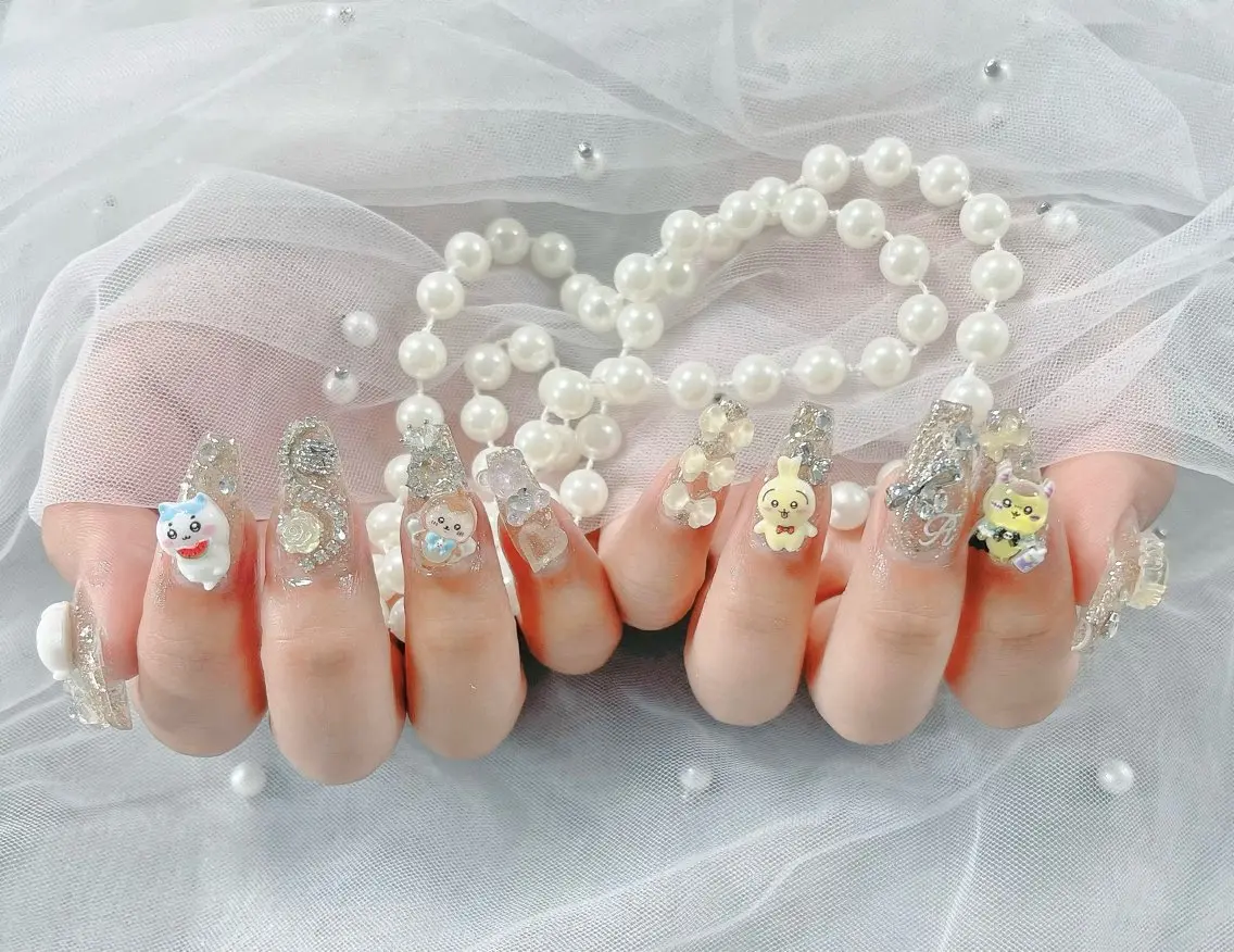 ネイル オーロラネイル クリアネイル フラッシュネイル ジェルネイル グラデーション ハンドネイル Amee Nail Salonのネイルデザイン