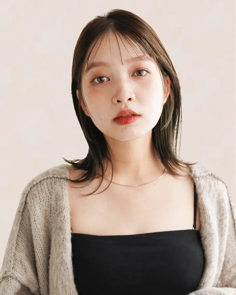 ミディアム カット ヘアカラー トリートメント ✨ブリーチなし× 髪質改善⚡新宿駅近のヘアスタイル