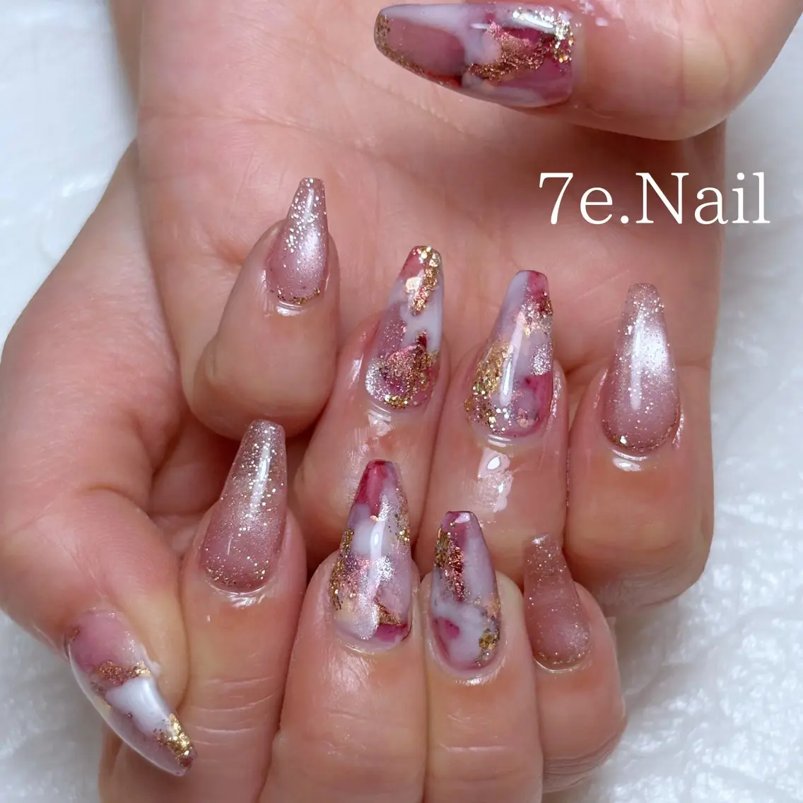 ネイル 7e. Nailのネイルデザイン