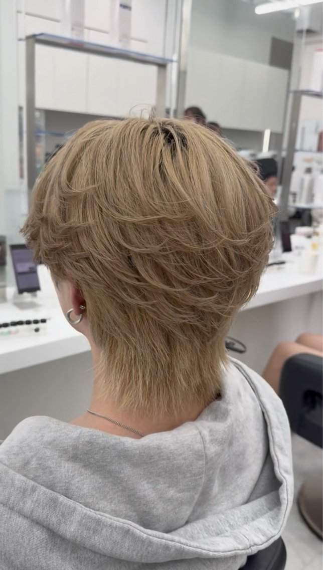 カラー メンズ カット ヘアカラー 曲がる縮毛矯正✨️ パーマ🌀 晃哉のヘアスタイル