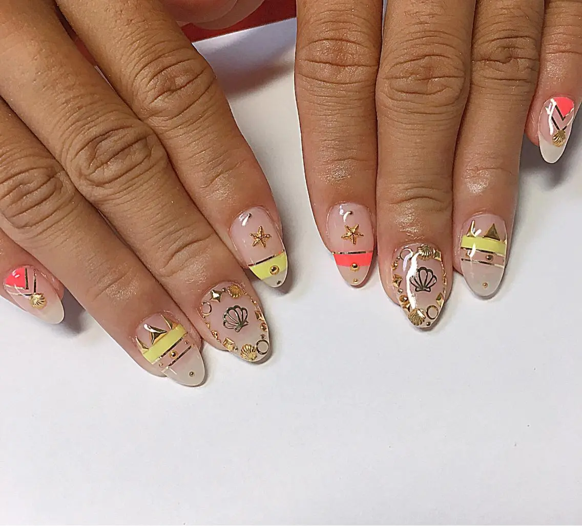 ネイル ハンドネイル Emu Nailのネイルデザイン