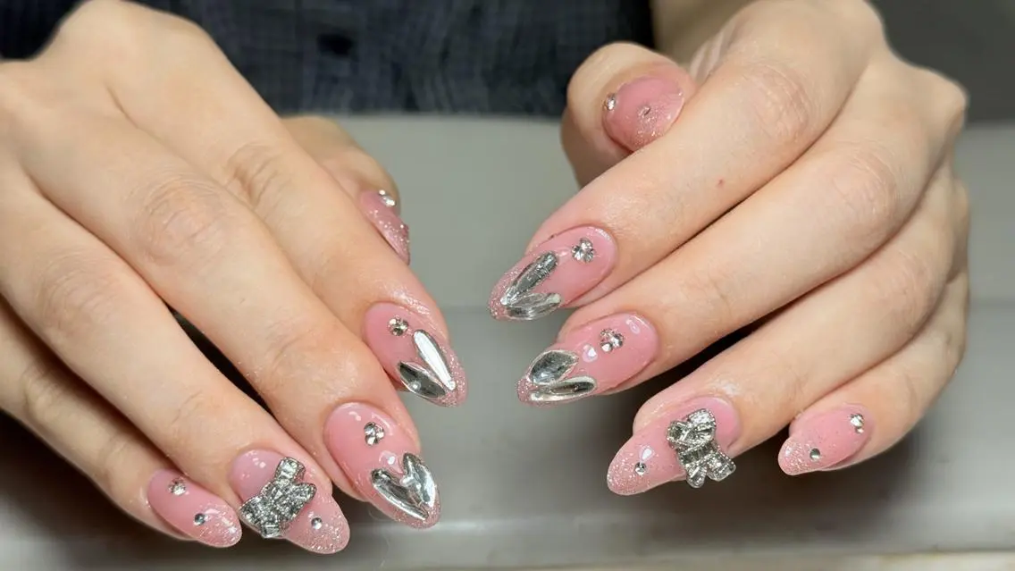 ネイル ハンドネイル ハンドケア 🍑 momo_nailのネイルデザイン
