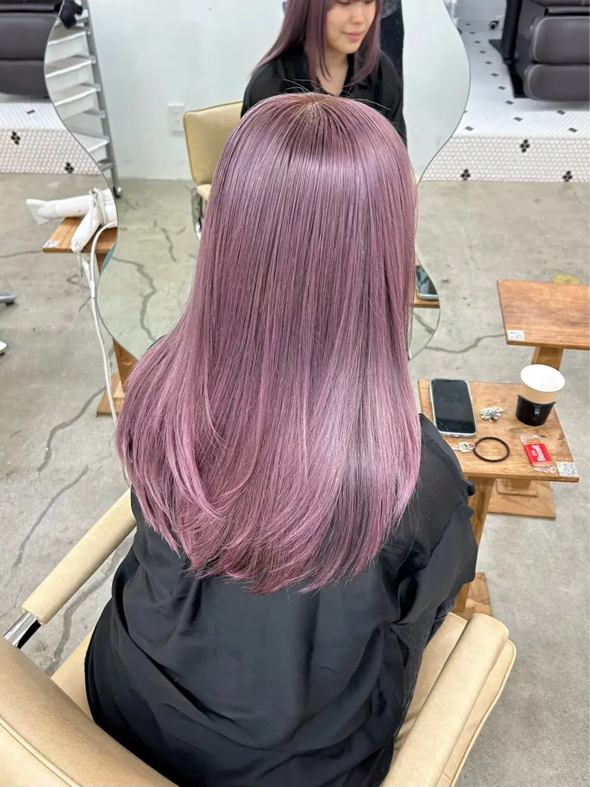 ロング カラー 透明感カラー ピンクカラー シルバー ヘアカラー トリートメント 💜Noa /艶髪ハイトーン💫のヘアスタイル