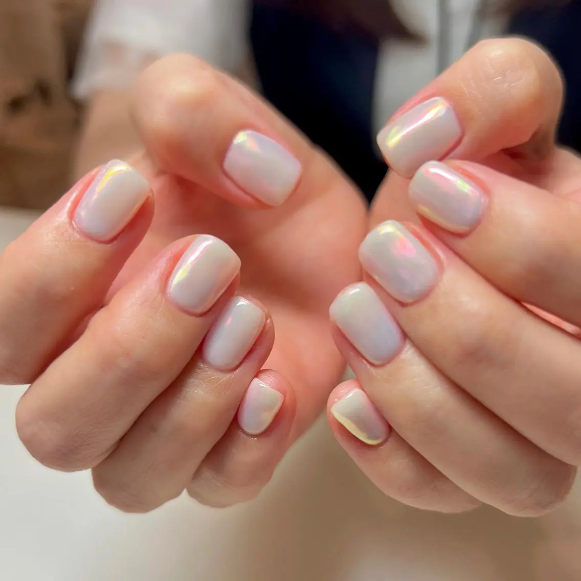 ネイル オーロラネイル ミラーネイル 持ち込み ニュアンスネイル オフィスネイル ハンドネイル REHTOF ｜朝7時Open☀️のネイルデザイン