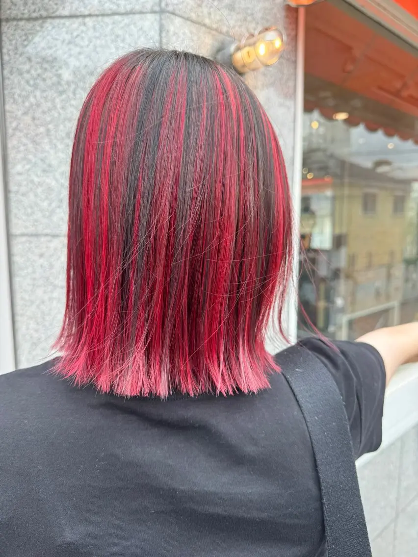 ミディアム 天谷 桂子のヘアスタイル