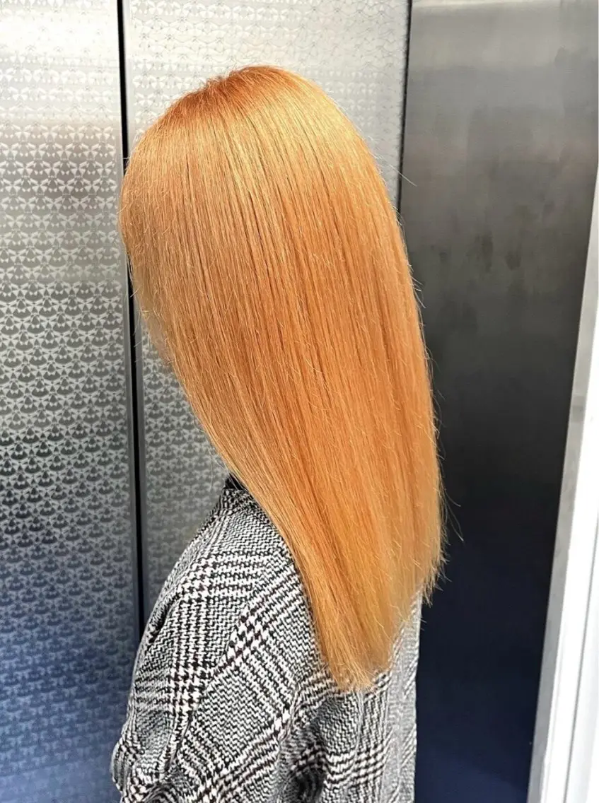 ロング カラー ヘアカラー 西村 理伽のヘアスタイル