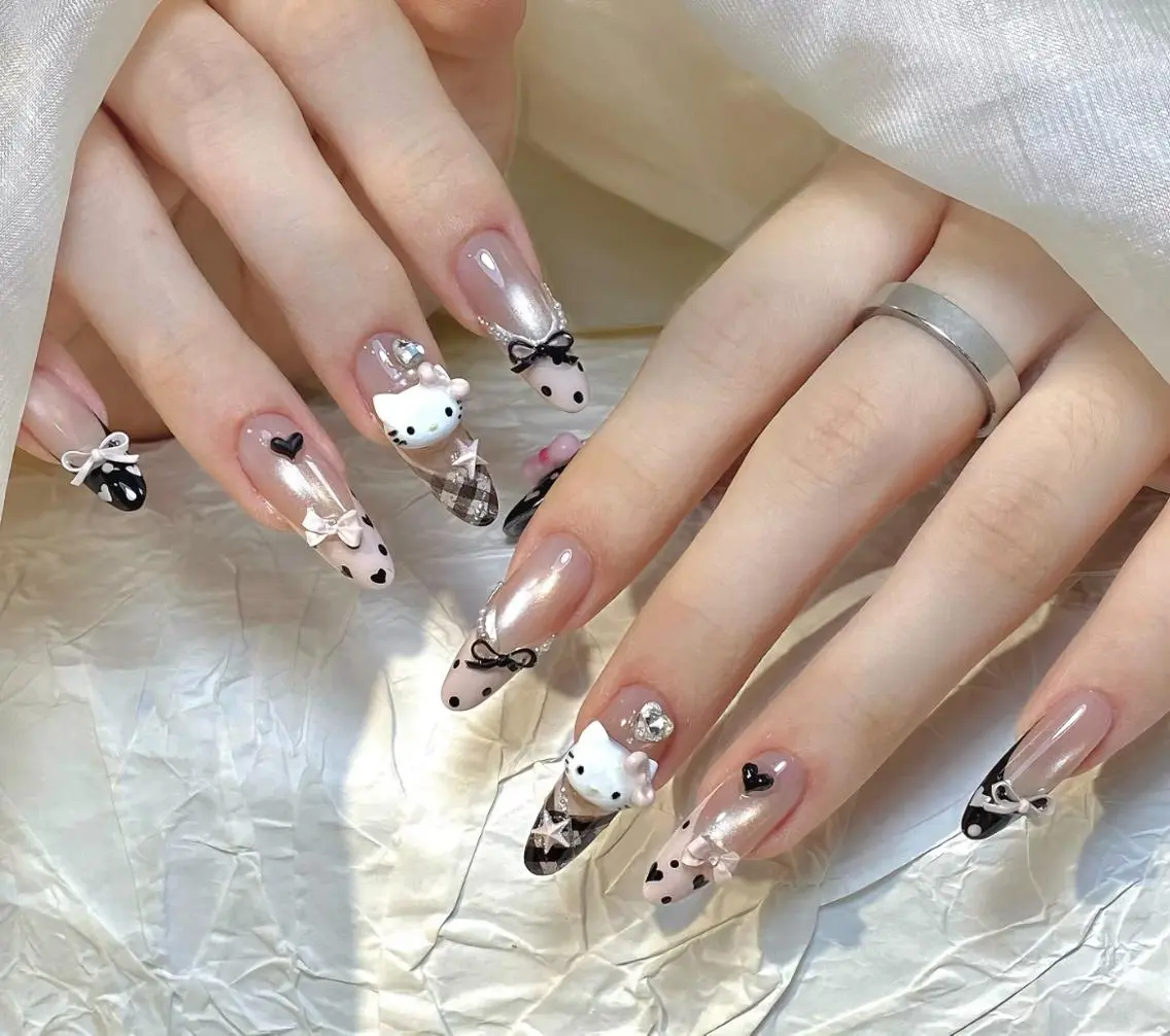 ネイル ハンドネイル ハンドケア 🍑 momo_nailのネイルデザイン