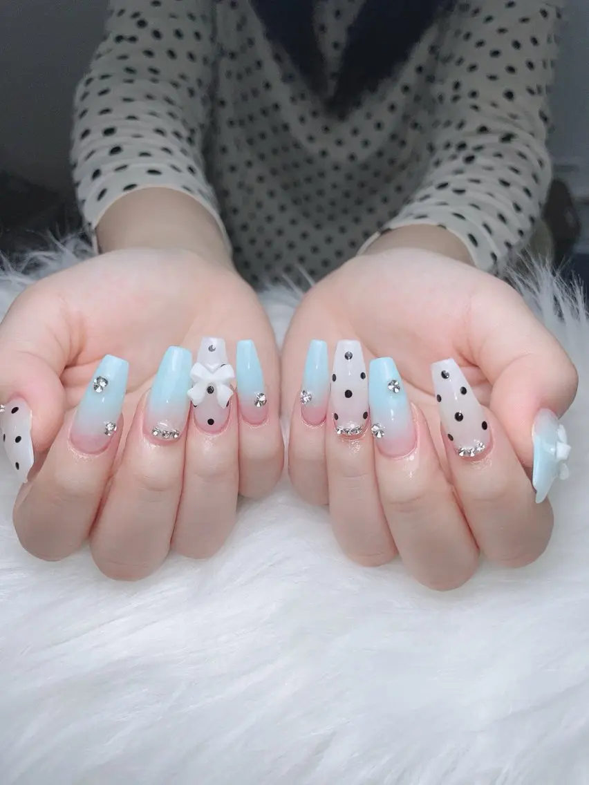 ネイル ガーリー ハート 韓国ネイル ニュアンスネイル リボン Sora nail 長さ出し専門店のネイルデザイン