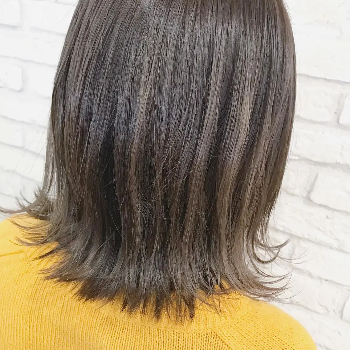 ミディアム カラー 切りっぱなしボブ ボブ 横浜🍒ルーツカラー エクステ／RIEのヘアスタイル
