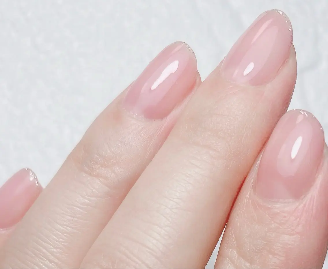 ネイル フレンチネイル キラキラネイル ラメ(グリッター) オフィスネイル シンプルネイル ハンドネイル Nail Salon K 🧸美爪育成のネイルデザイン