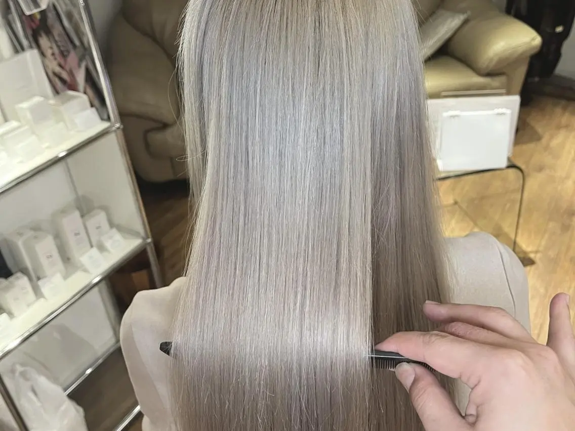 ミディアム 古谷 櫂和のヘアスタイル